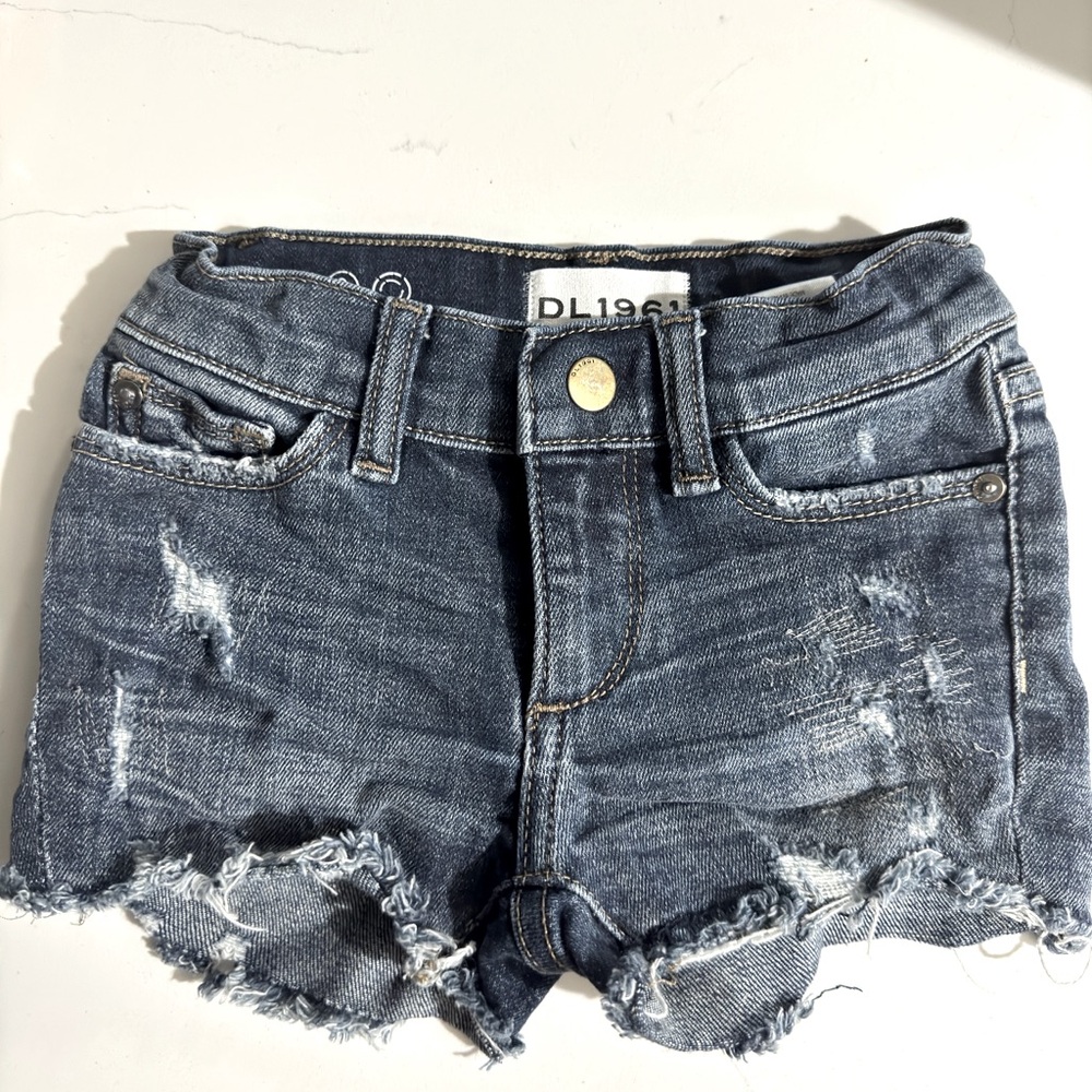 TODDLER SIZE 4 DL1961 Jean shorts